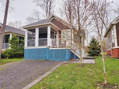 11 Farmview Lane, Prince Edward County, On K0k 1p0