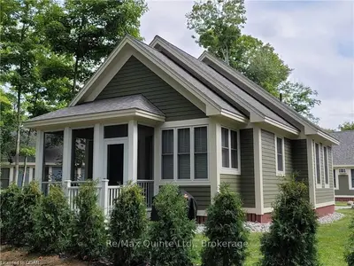 32 Hollow Lane, Prince Edward County, On K0k 1p0