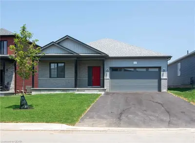 11 Allen Street, Prince Edward County, On K0k 2t0