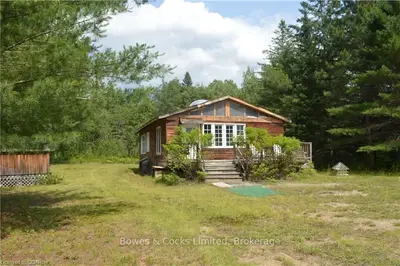 1551 NORTH MCKENZIE LAKE Road, South Algonquin, ON K0J 2M0