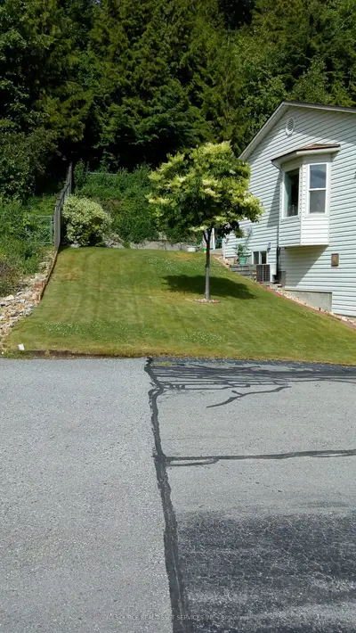 2210 Columbia Avenue 12, Out of Area, BC V1N 2X1