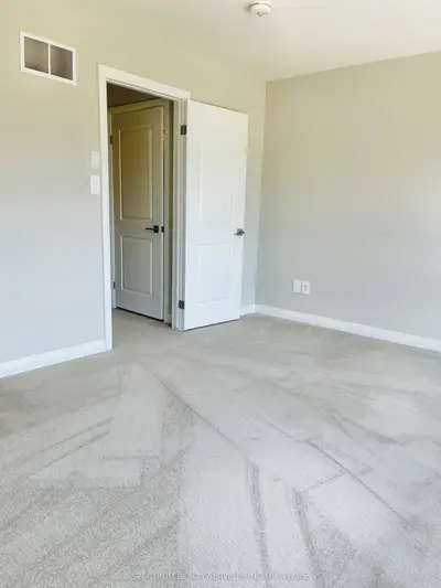 720 Grey Street 39, Brantford, On N3s 4y4