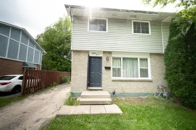 33 Sasha Crescent, London South, ON N6E 2M4