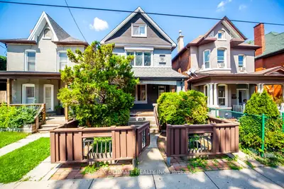 26 Wentworth St. South Street S, Hamilton, ON L8N 2Y3