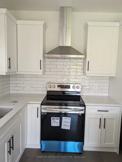 203 Byers Street, London South, ON N6L 1K3