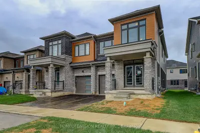 14 Ellis Avenue 14, Haldimand, On N3w 0g7