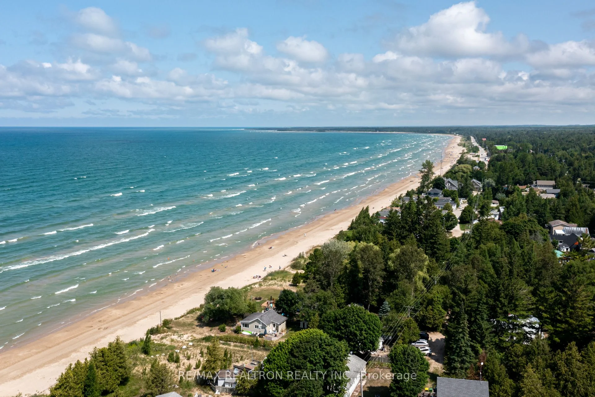 7 6th Avenue S, South Bruce Peninsula, On N0h 2g0