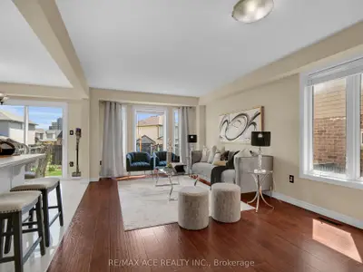 912 MAPLERIDGE Street Upper, London North, ON N6H 0A5