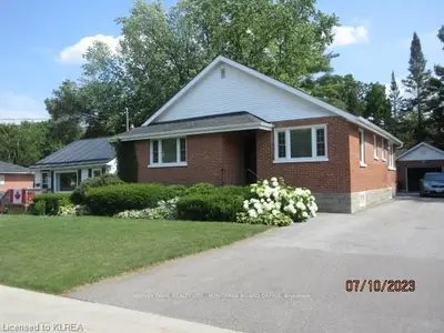 75 Elgin Street, Kawartha Lakes, On K9v 3w6