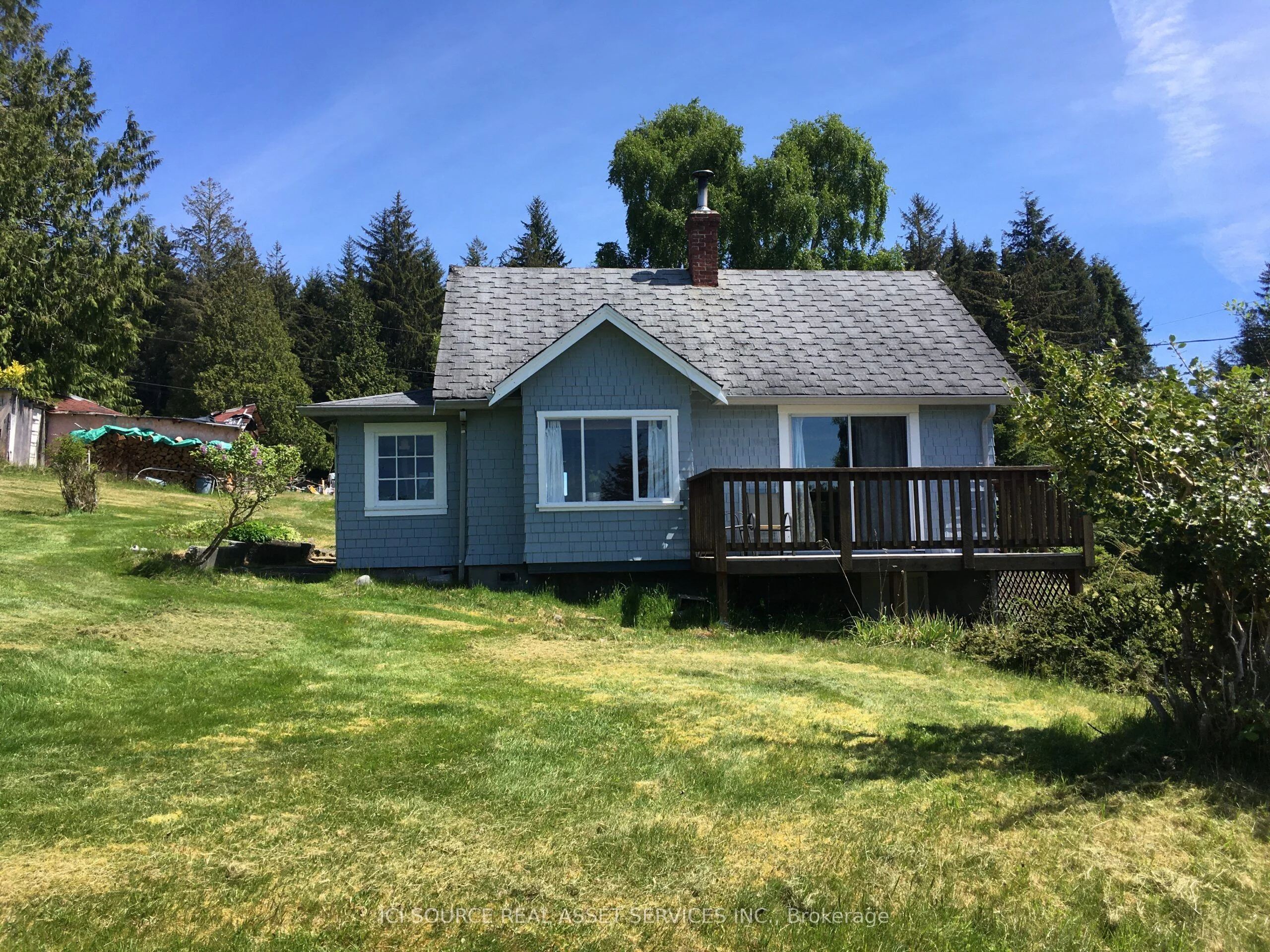 270 3rd Street, Out Of Area, Bc V0n 3e0