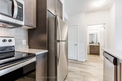 197 Hespeler Road 205, Cambridge, ON N1R 3H8