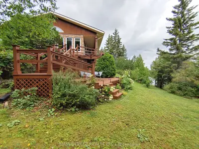 1427 Lakeshore Road, Temiskaming Shores, On P0j 1k0
