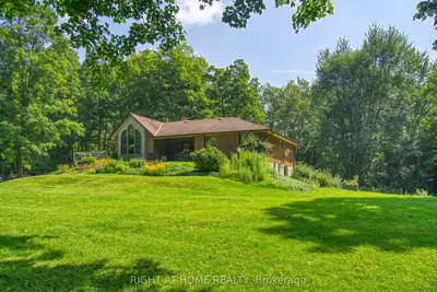 8957 Wellington 50 Road, Erin, ON L7J 2L8