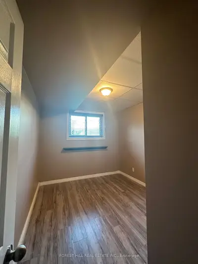 6 Lysanda Avenue N Unit B, London South, ON N5Z 4L2
