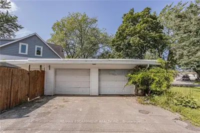 151 St George Street, Welland, ON L3C 5N9