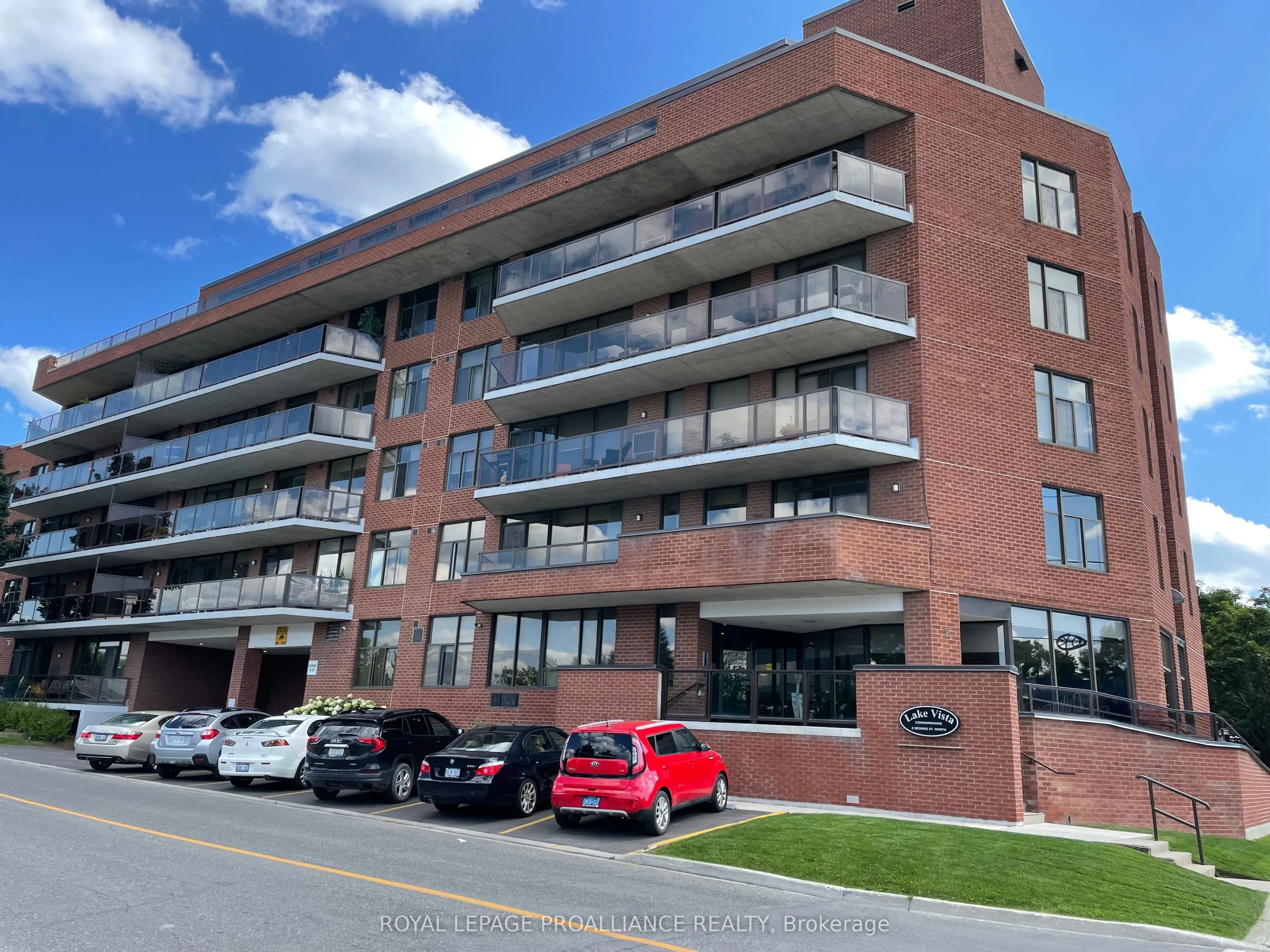 2 George Street 201, Peterborough, On K9j 8k8