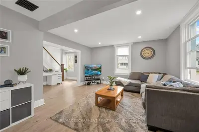 419 Alder Street E, Haldimand, ON N1A 1E4