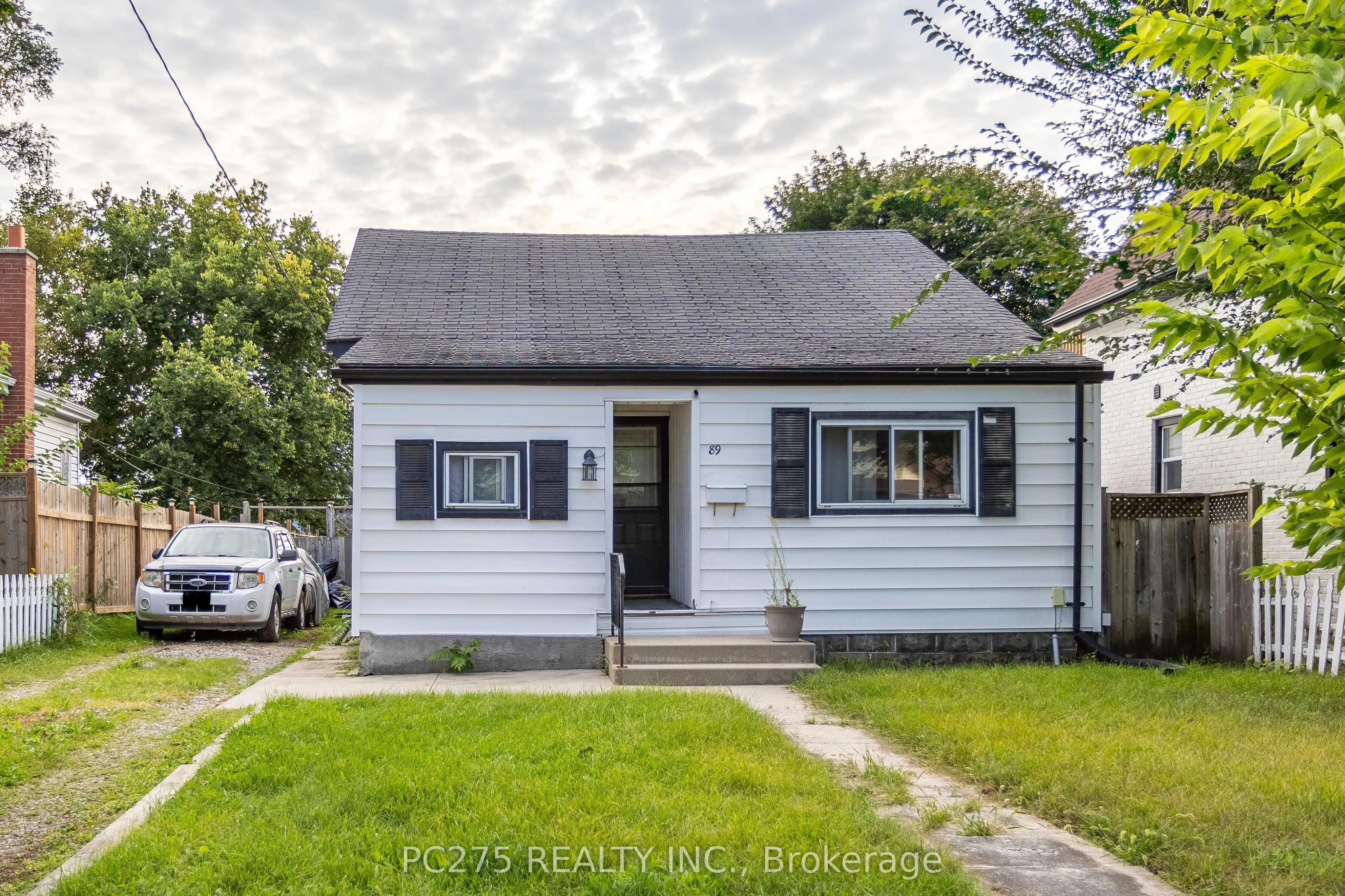 89 INKERMAN Street, London East, ON N5Z 1X3