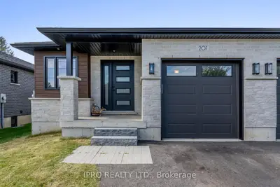 207 Church Street, Wellington North, On N0g 2l2
