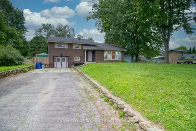 774 Bloomfield Road S, Chatham-Kent, ON N7M 0N9