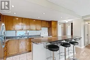 530 Laurier Avenue W 405, Ottawa Centre, ON K1R 7T1