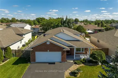 3 Leslie Street, Haldimand, ON N0A 1J0