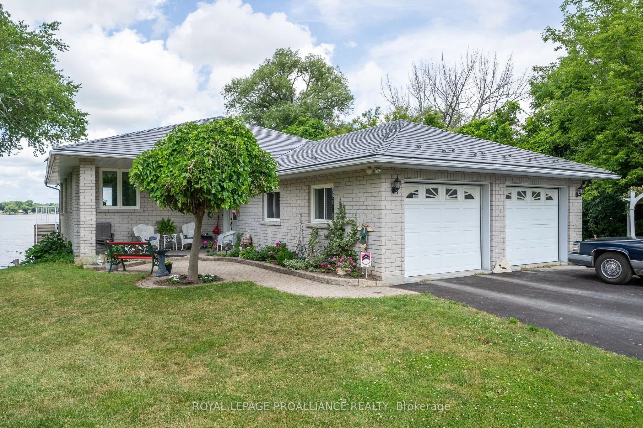 1500b County Road 3, Prince Edward County, On, K0k 1l0