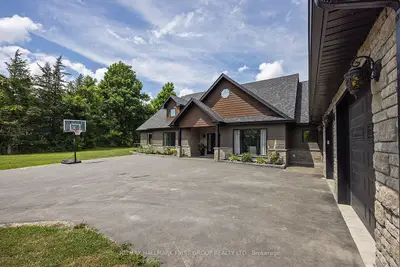 1080 Applewood Lane 13, Frontenac, ON K0H 1X0