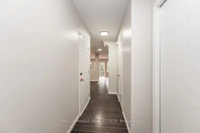 124 Gosling Gardens 80, Guelph, ON N1G 5K6