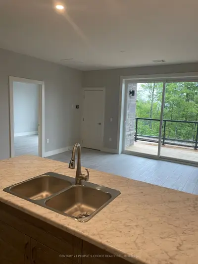 18 Campus Trail 110, Huntsville, ON P1H 0K2