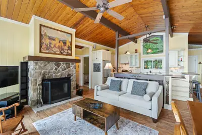 225-r60 Tobin Island, Muskoka Lakes, On, P0b 1j0