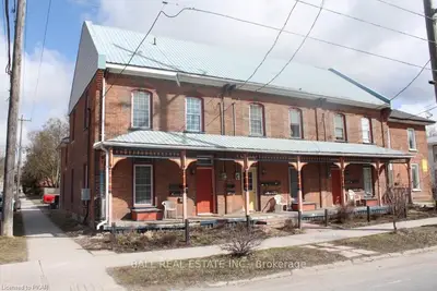 254-258 Mcdonnel Street, Peterborough, On K9h 2w3