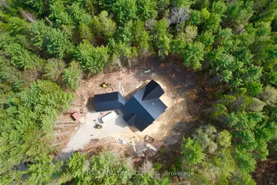 1065 Dwight Beach Road, Lake of Bays, ON P0A 1H0