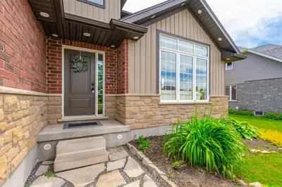 27 Bricker Avenue N, Centre Wellington, ON N0B 1S0