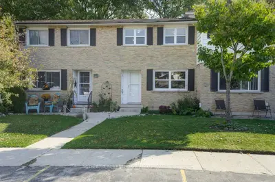 114 Richardson Drive 23, Norfolk, On N0a 1n4
