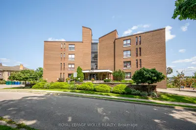 Condo Apartment in Cambridge