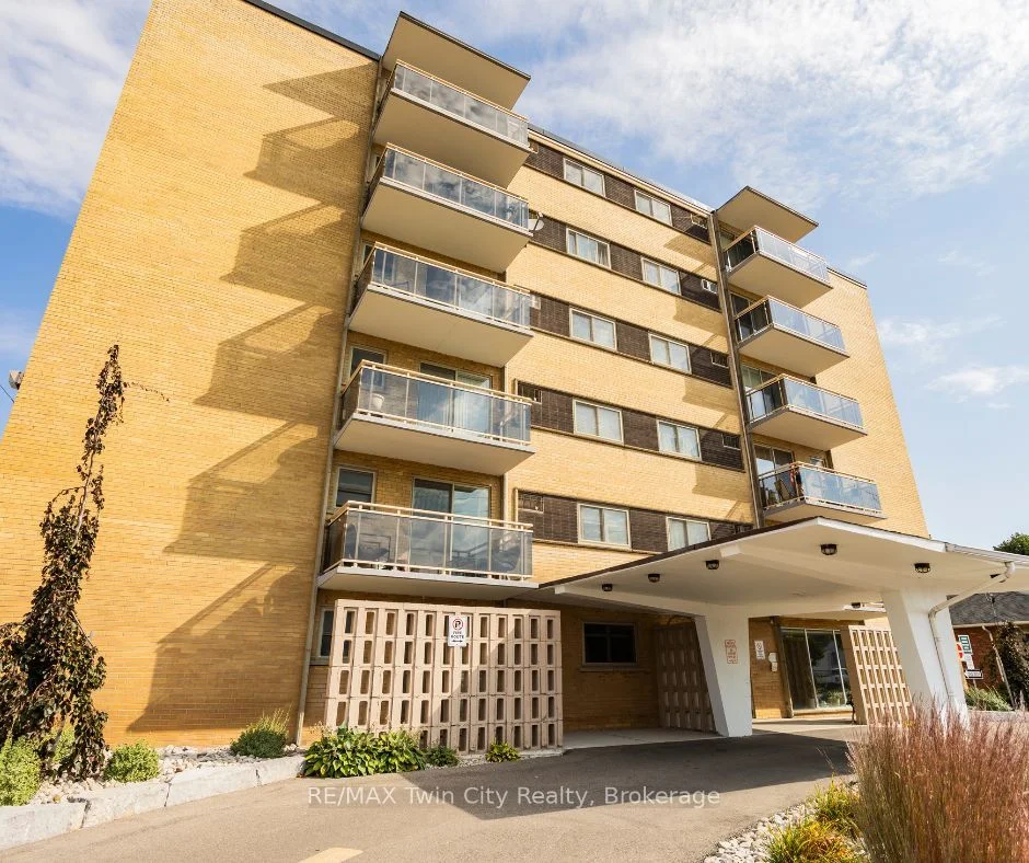 87 St George Street 601, Brantford, ON N3R 1V5
