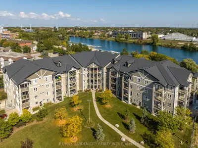 330 PRINCE CHARLES Drive S 1204, Welland, ON L3C 7B3