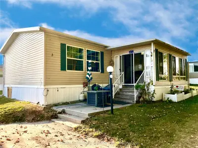 153 County Road 27 Road A3, Prince Edward County, On K0k 1t0