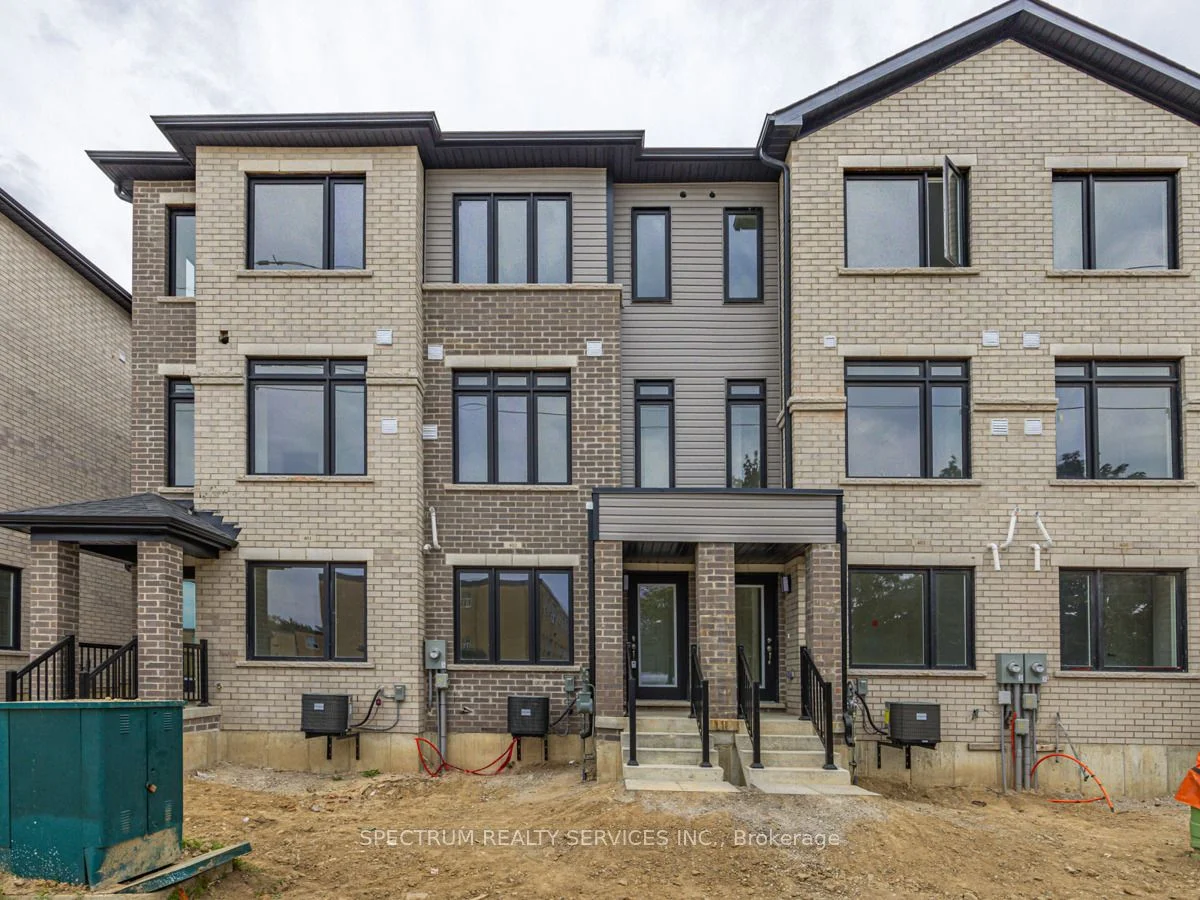 585 Colborne Street E 402, Brantford, ON N3S 3M7