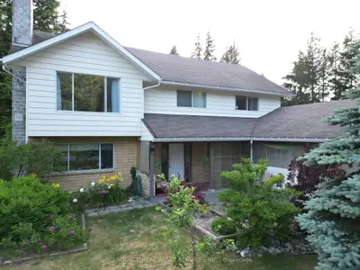 175 Halibut Street, Out Of Area, Bc V8c 2k6