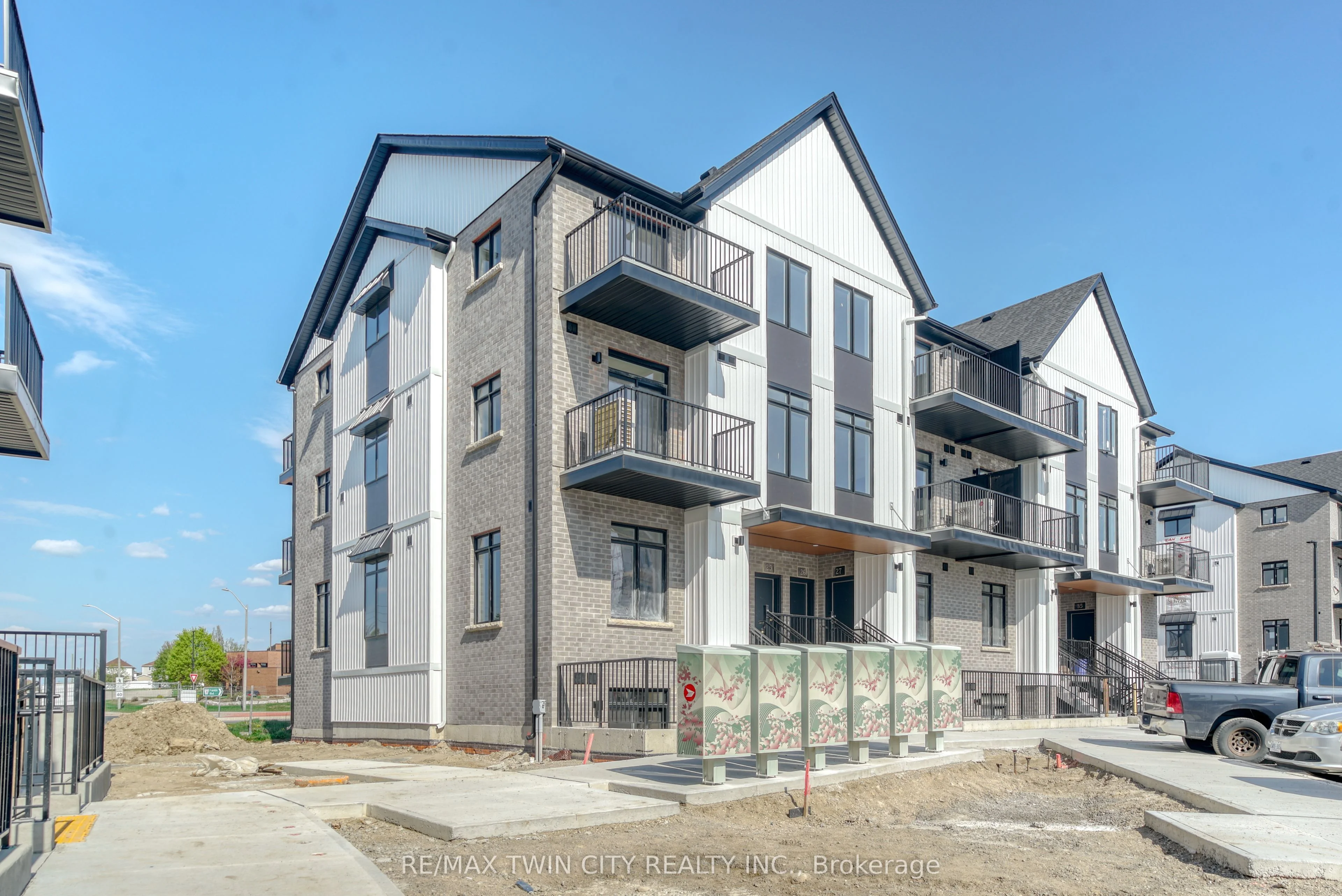 405 Myers Road 23, Cambridge, ON N1P 1J6