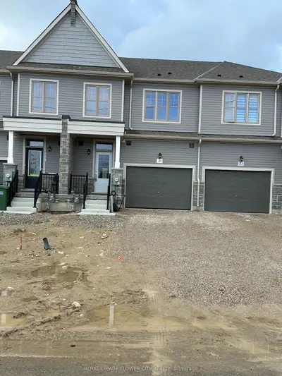 Att/Row/Townhouse in Southgate