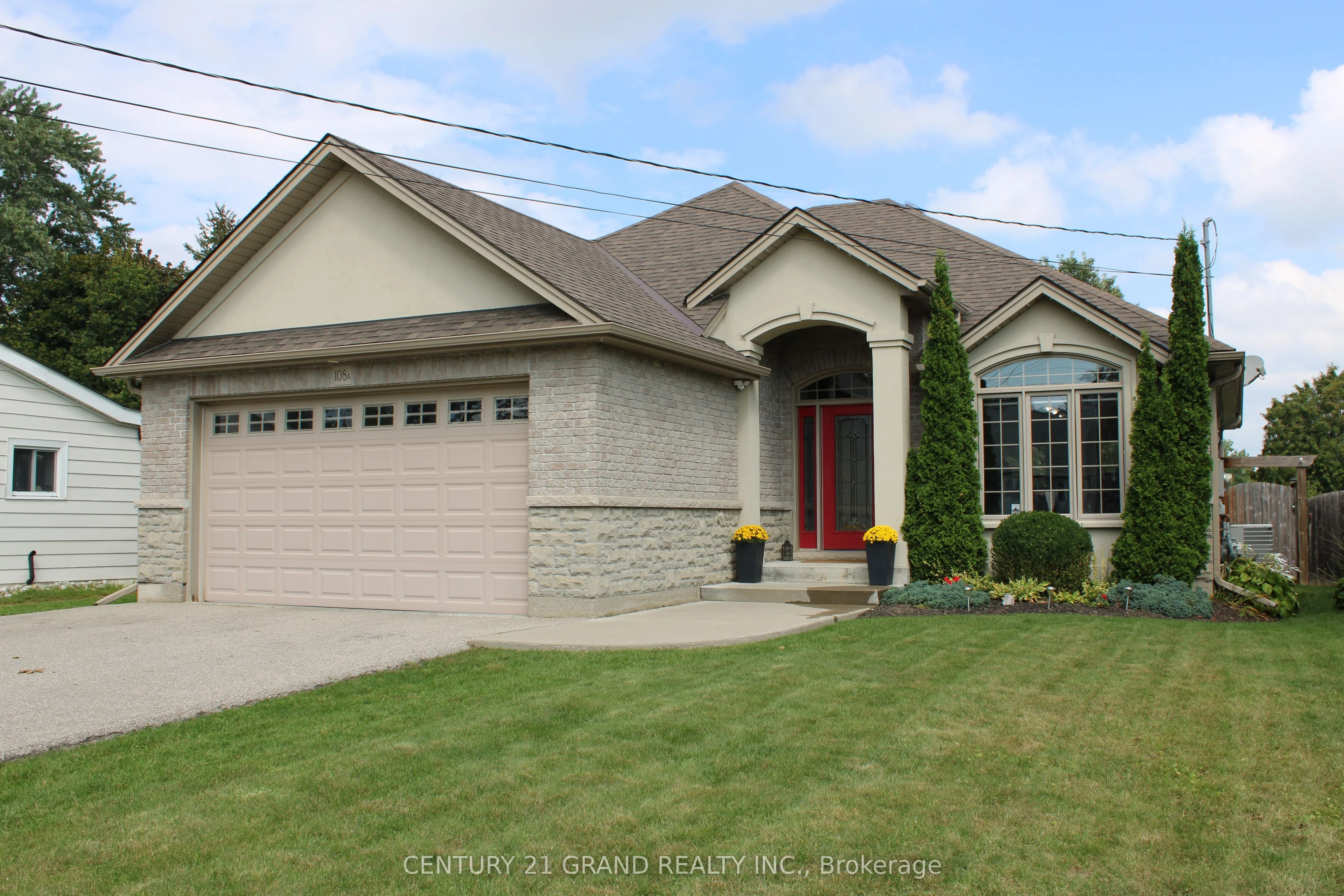 108A Harold Avenue, Brantford, ON N3T 1W4
