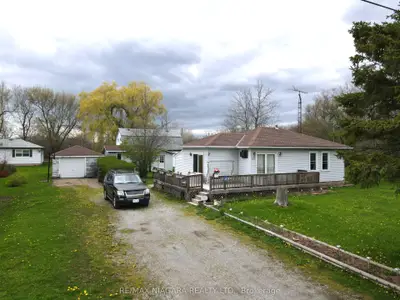 435 Bidwell Parkway, Fort Erie, On L2a 5m4