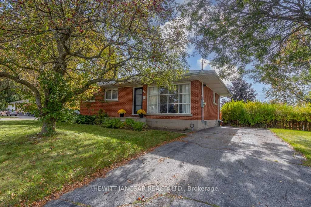 942 Lorene Street, Woodstock, ON N4S 5N8