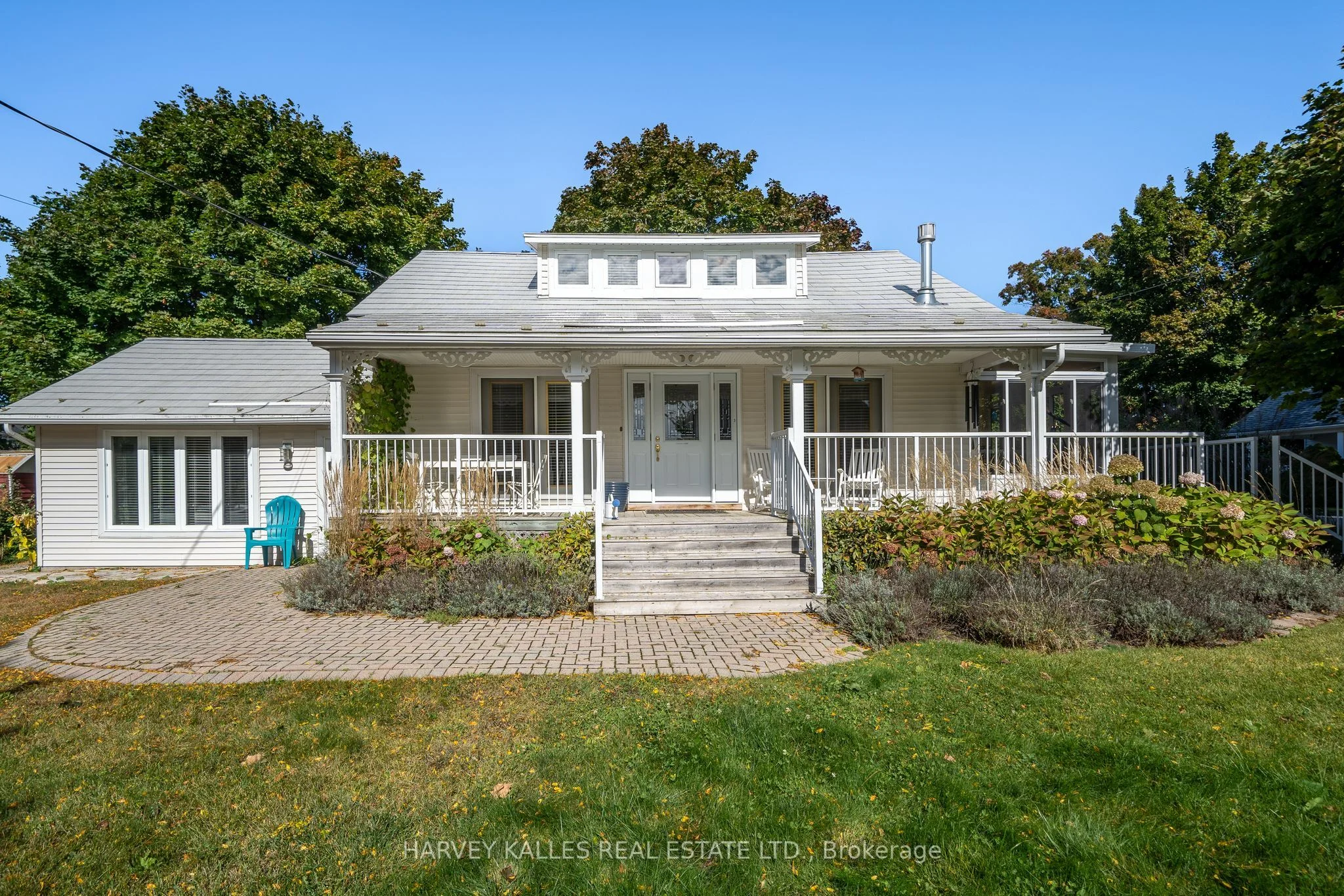 26 East Street, Prince Edward County, On K0k 3l0