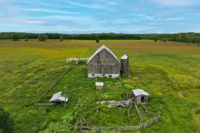 3517 Kirkfield Road, Kawartha Lakes, On L0k 1w0