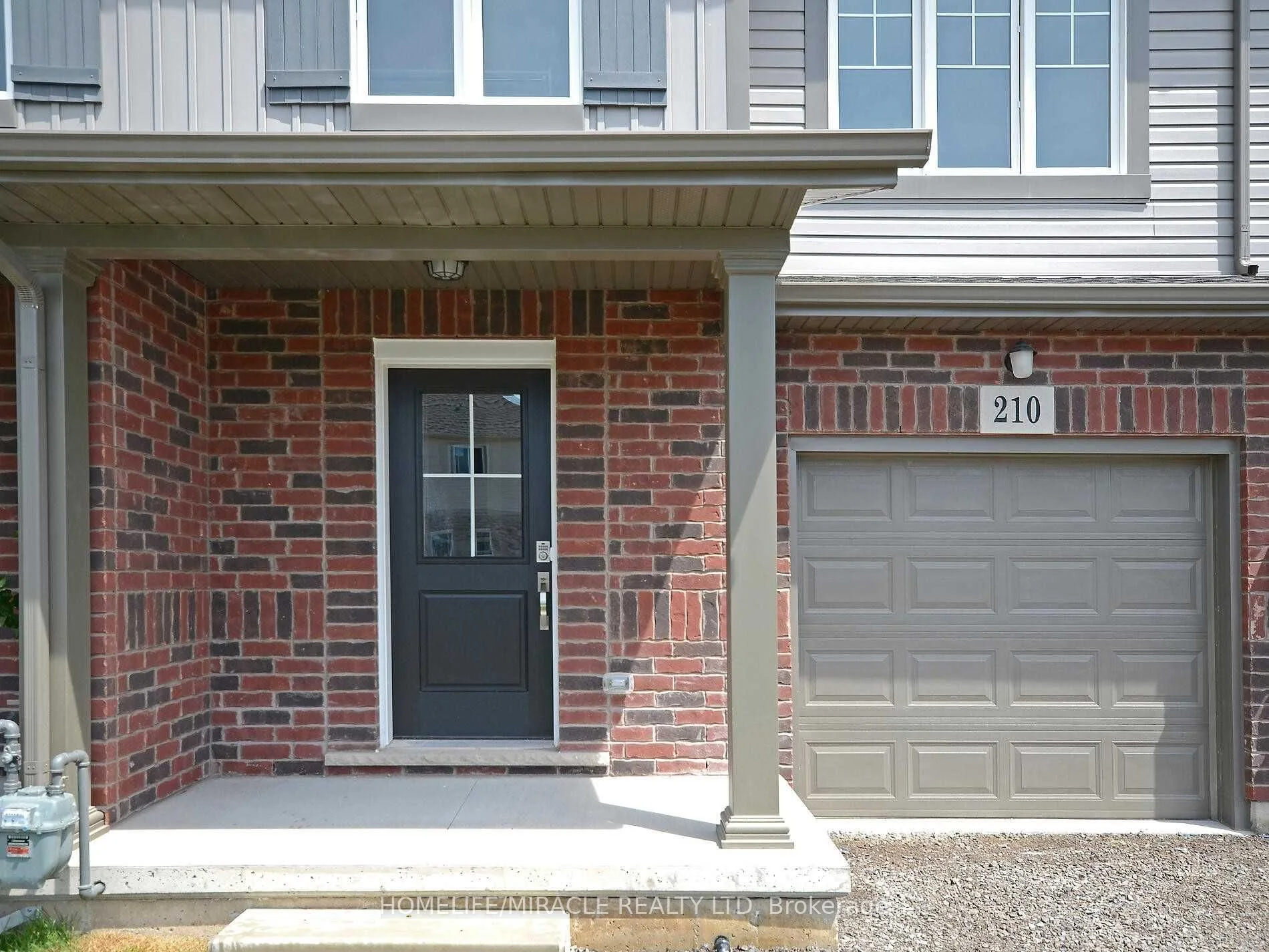 210 Heron Street, Welland, ON L3C 0G7