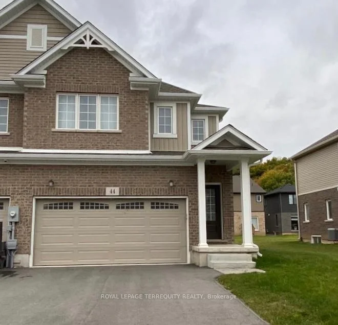 44 LYMBURNER Street, Pelham, ON L3B 5N5